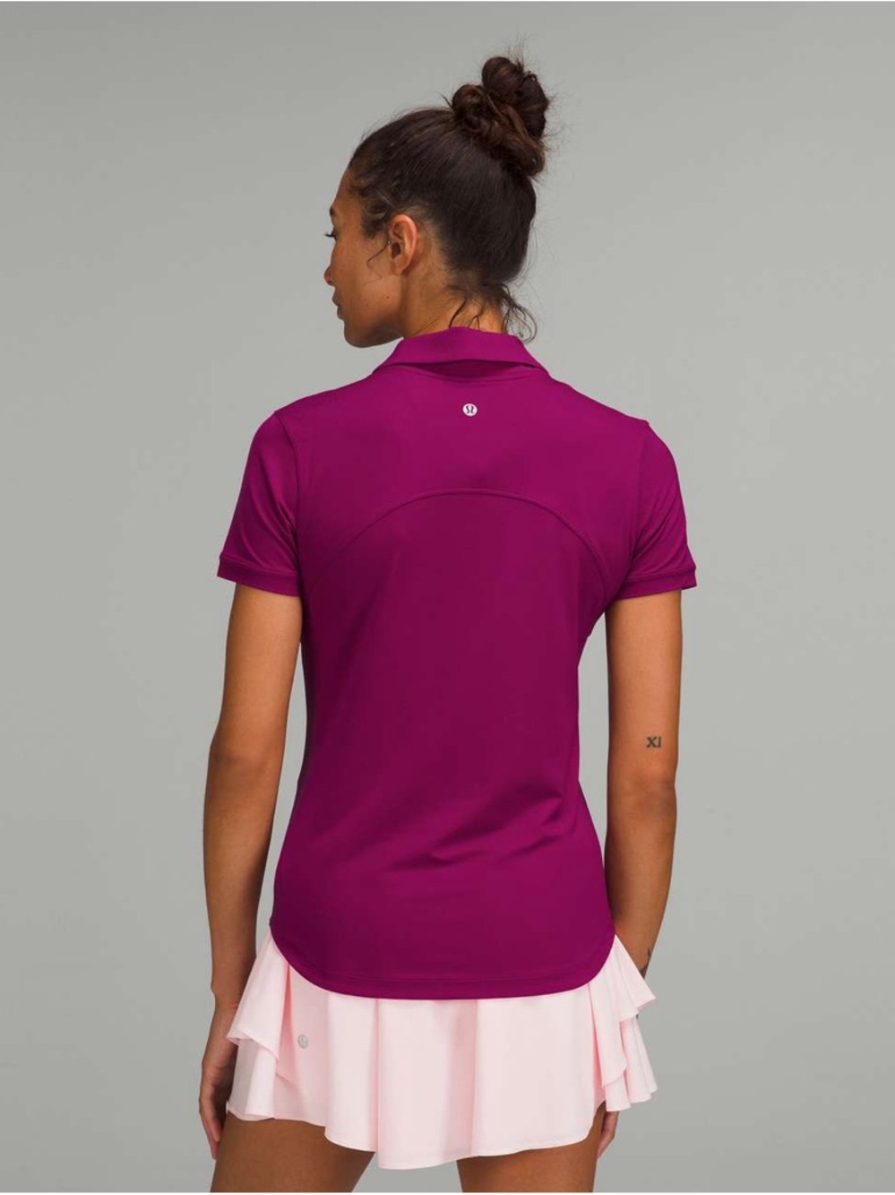 Lululemon Quick-Drying Short Sleeve Polo Shirt- Size 2 - Picture 5 of 10